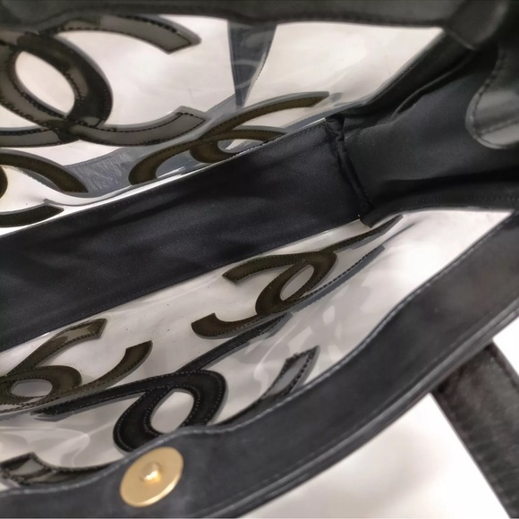 CHANEL CC PATENT LEATHER CLEAR VINYL TOTE - Picture 10 of 14
